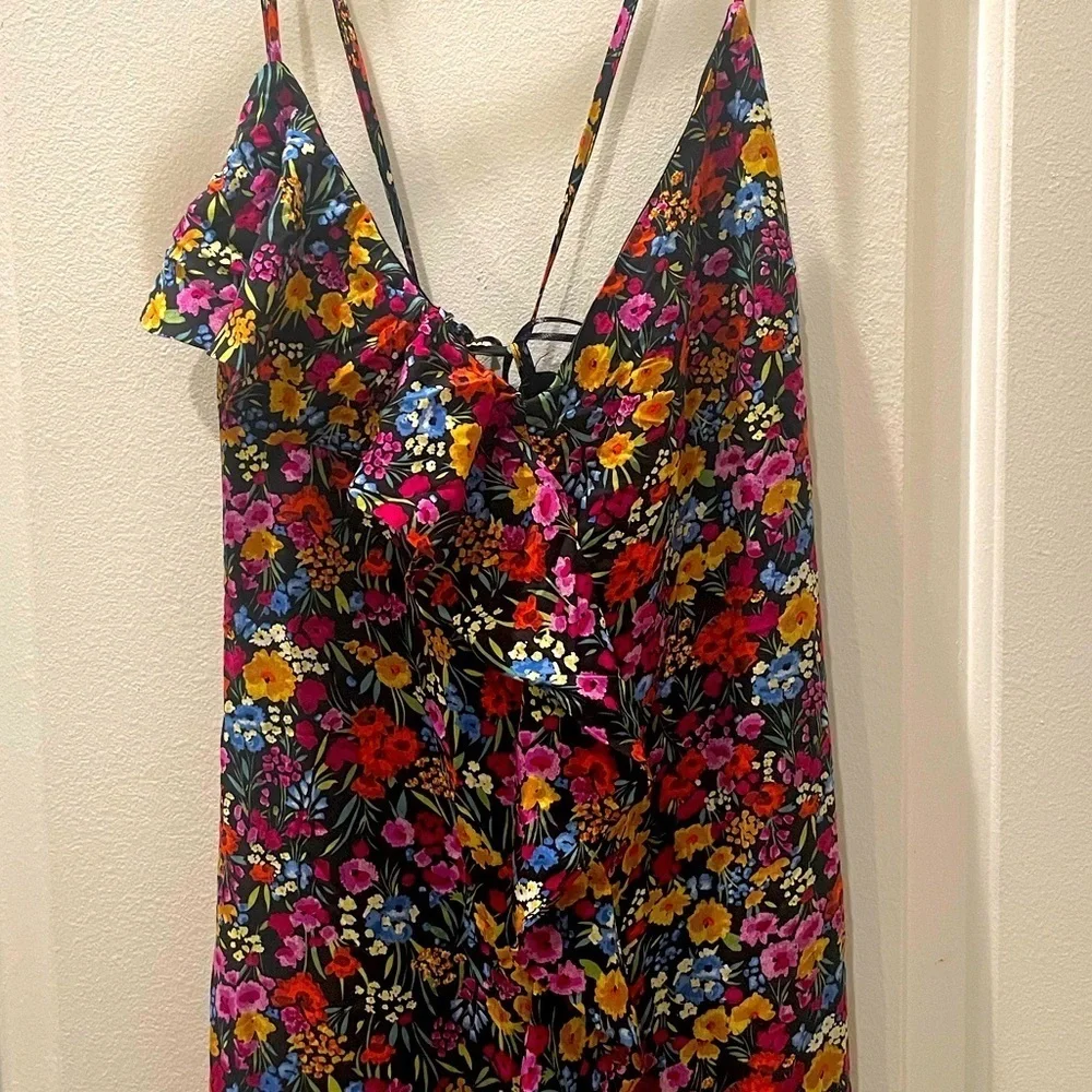 NEW…LOST + WANDER FLORA GARDEN MAXI DRESS - Picture 4 of 6